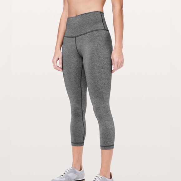 Lululemon Wunder Under Crop (High-Rise) *Luxtreme 21"
Heathered Black - Picture 6 of 7